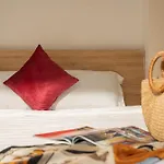 The Nana\'S Luxury Apartment With Sea View